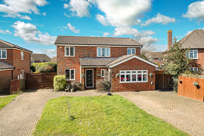 4 Bedroom Detached House For Sale In Cross Meadow, Chesham, HP5