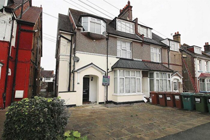 Studio To Rent In Belmont Road, Wallington, SM6