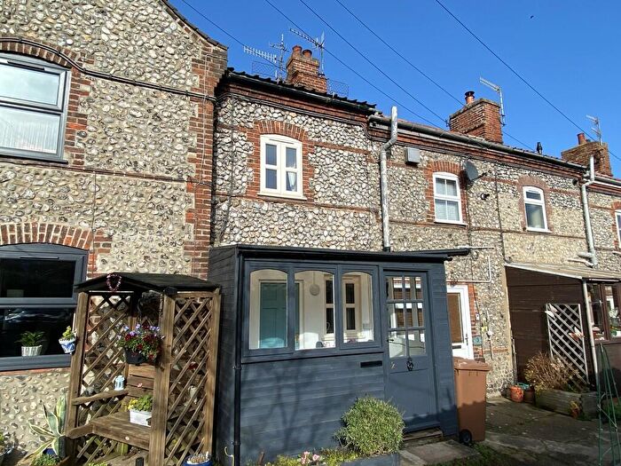 2 Bedroom Terraced House For Sale In Cromer, NR27