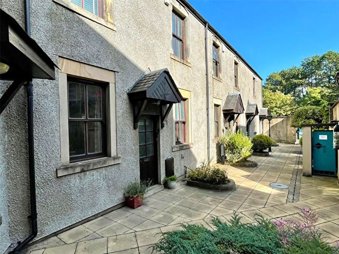 2 Bedroom Flat For Sale In Thurnham Street, Lancaster, Lancashire, LA1