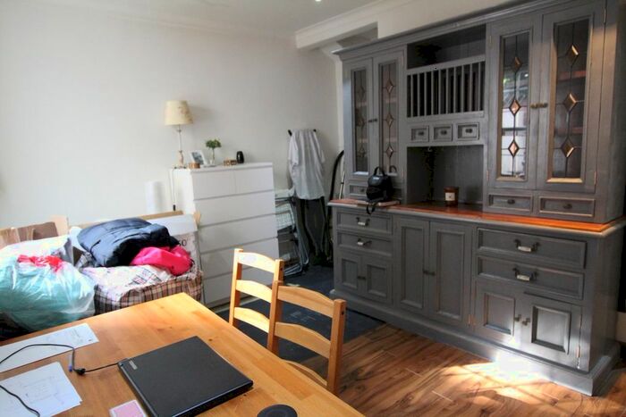 3 Bedroom Terraced House To Rent In Wykeham Street, Strood, Rochester, ME2