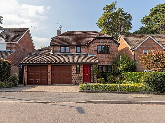 4 Bedroom Detached House To Rent In Longmead, Fleet, Hampshire, GU52