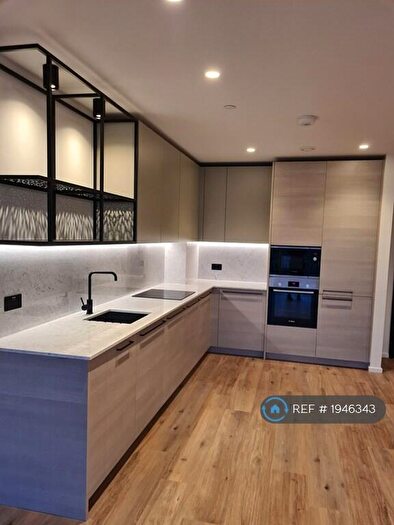 1 Bedroom Flat To Rent In Hawser Lane, London, E14