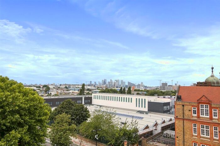 2 Bedroom Flat To Rent In Woolwich Road, Charlton, SE7