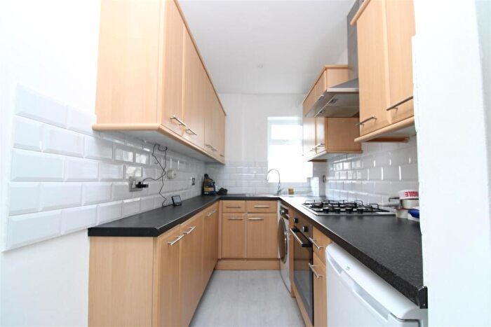 1 Bedroom Flat To Rent In Buckingham Road, Brighton, BN1