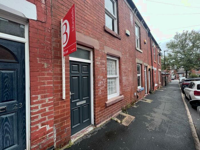 4 Bedroom House To Rent In Hobart Street, Sheffield, S11