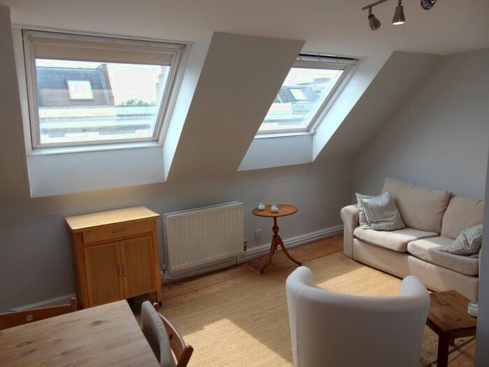 1 Bedroom Flat To Rent In Greyhound Road, London, W6