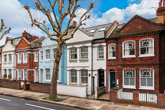 1 Bedroom Flat To Rent In Wandsworth Bridge Road, London, SW6