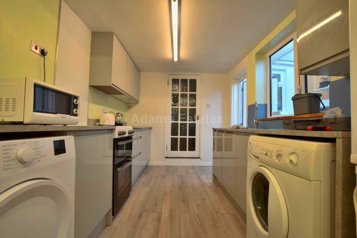 4 Bedroom Terraced House To Rent In Hatherley Road, Reading, RG1