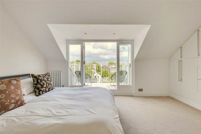 1 Bedroom Apartment To Rent In Redcliffe Gardens, London, SW10