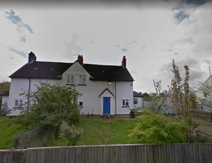 3 Bedroom Semi-Detached House To Rent In Churchill Place, Wolvercote, OX2