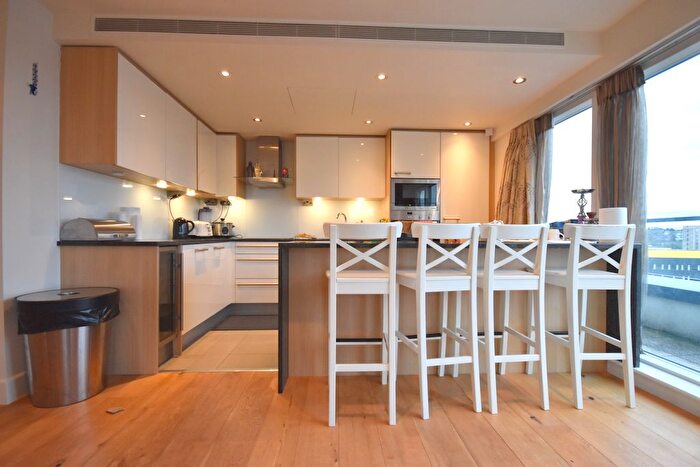 2 Bedroom Flat To Rent In Heritage Avenue, London, NW9