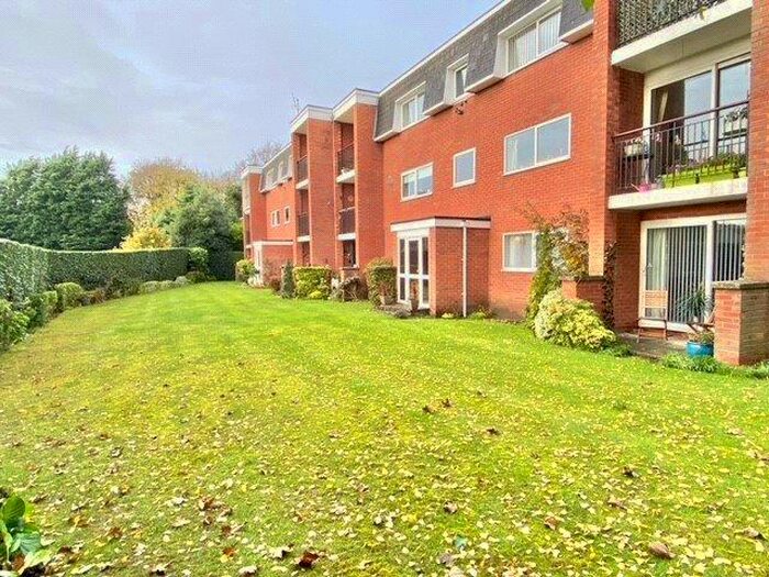 Houses for sale & to rent in CH43 9TH, Wexford Close, Oxton Prenton