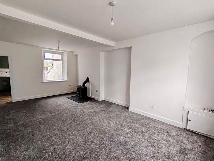 3 Bedroom Terraced House To Rent In Upper Church Street, Bargoed, CF81