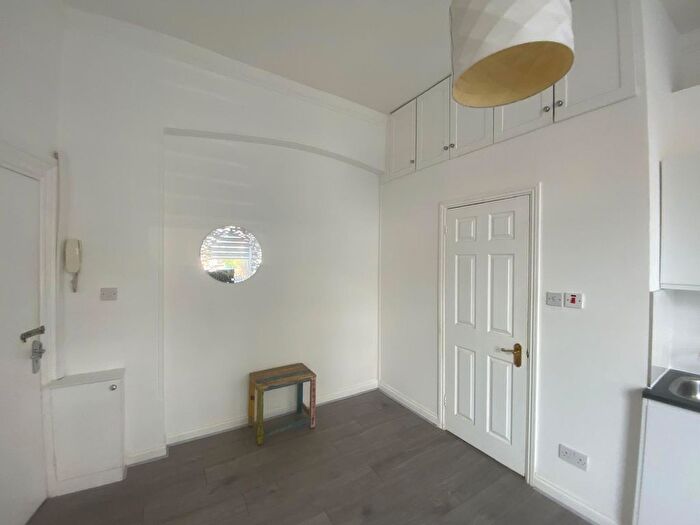 Studio To Rent In Chichele Road, London, NW2