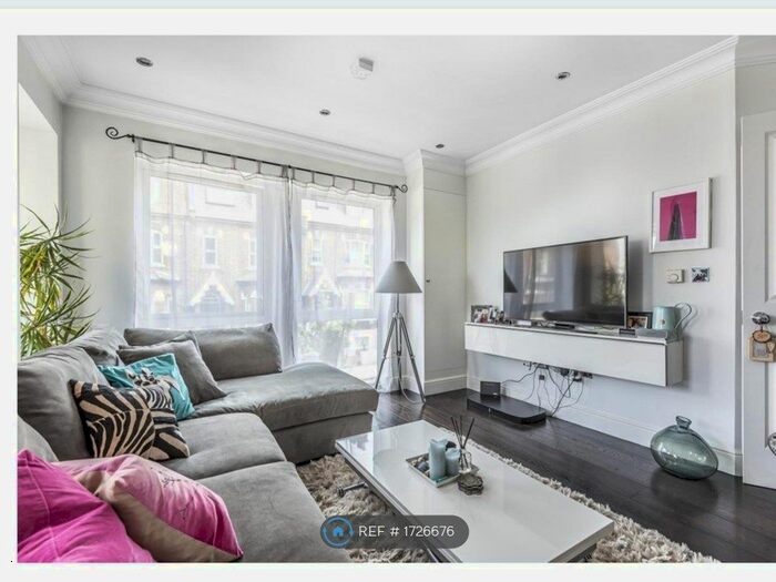 2 Bedroom Flat To Rent In Wanless Road, London, SE24