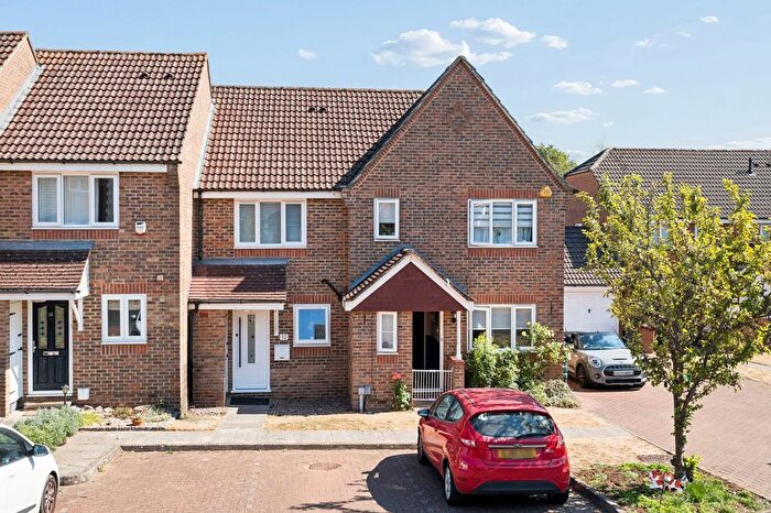 2 Bedroom Terraced House For Sale In Thellusson Way, Rickmansworth, WD3