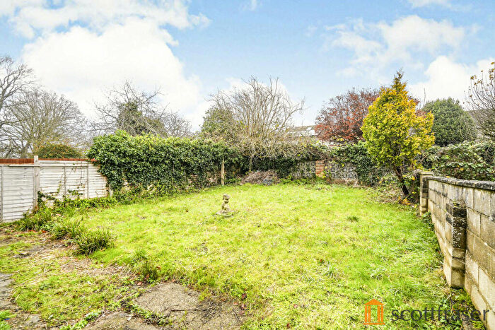 5 Bedroom Semi-Detached House To Rent In Moody Road, Headington, OX3