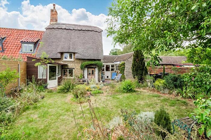 2 Bedroom Semi-Detached House For Sale In Dove Lane, Harrold, MK43