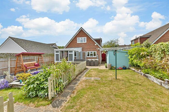 3 Bedroom Detached House For Sale In Sutton Road, Maidstone, Kent, ME15