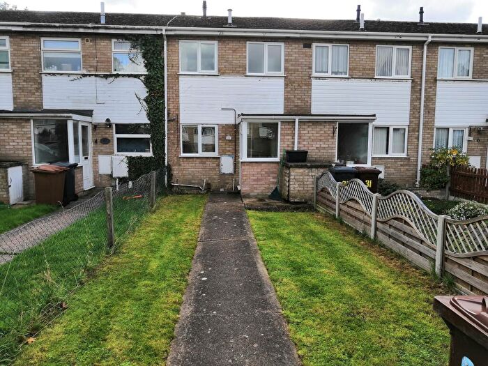 2 Bedroom Terraced House To Rent In Foyle Close, Lincoln, LN5