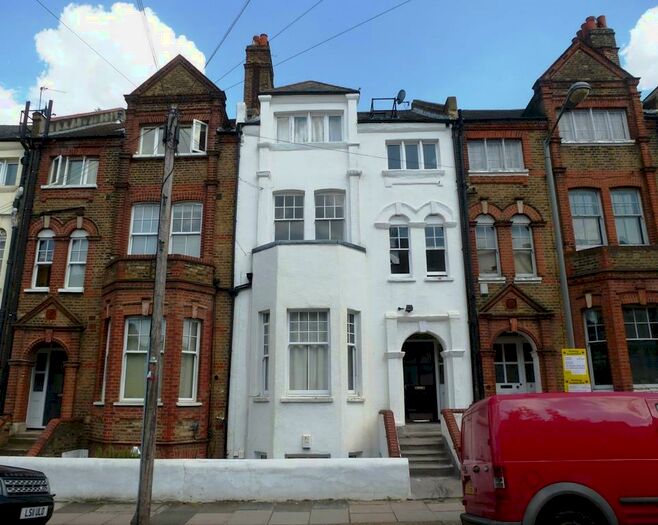 1 Bedroom Apartment To Rent In Leathwaite Road, SW11