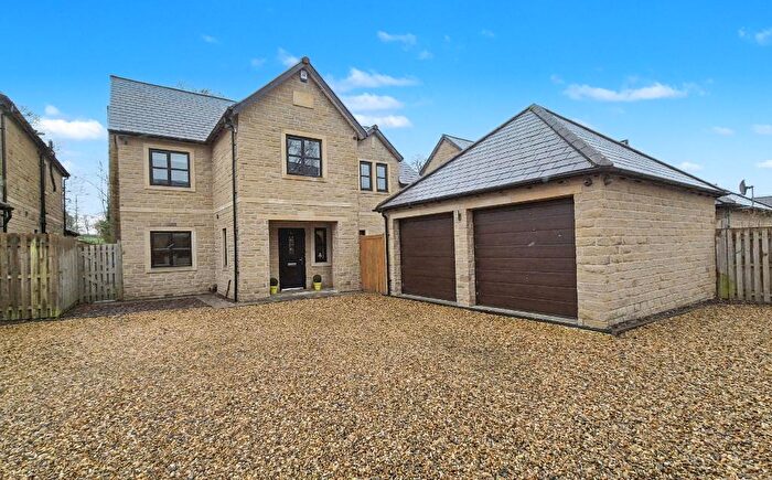 5 Bedroom Detached House For Sale In Primrose Road, Clitheroe, BB7