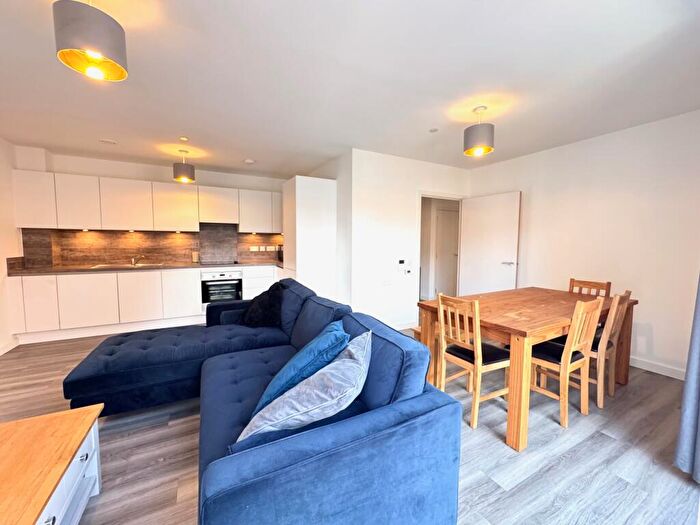 2 Bedroom Apartment To Rent In Cornwell House, East Ham, E6