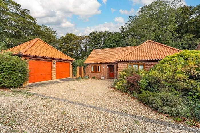 3 Bedroom Detached Bungalow For Sale In The Paddocks, Aylsham, NR11