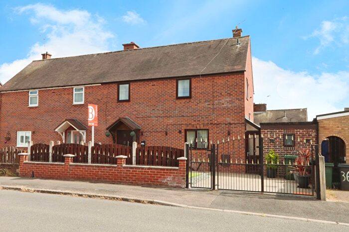 3 Bedroom Semi-Detached House For Sale In Nickerwood Drive, Aston, Sheffield, South Yorkshire, S26