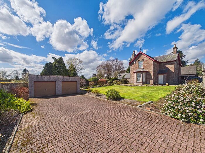 4 Bedroom Detached House For Sale In Alderlin, Newton Street, Blairgowrie, Perthshire, PH11