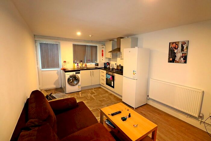 1 Bedroom Apartment To Rent In Woodville Road, Cardiff, CF24