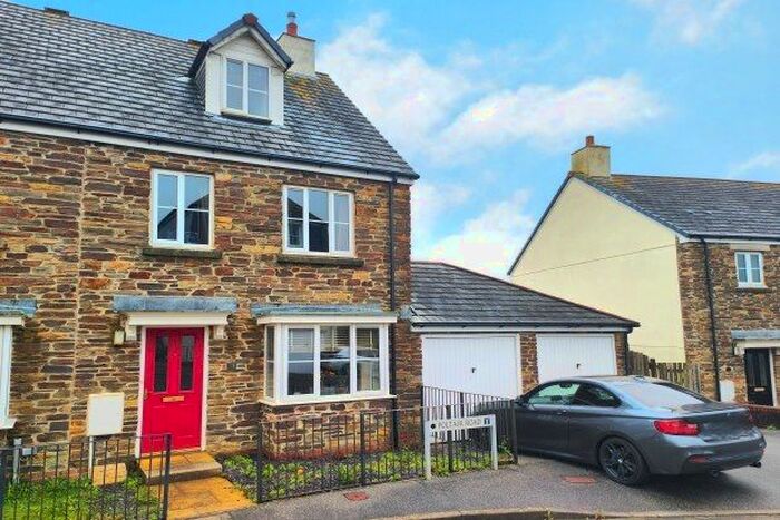 3 Bedroom Property To Rent In Poltair Road, Penryn, TR10