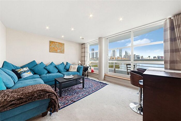 2 Bedroom Flat To Rent In Manchester Road, London, E14