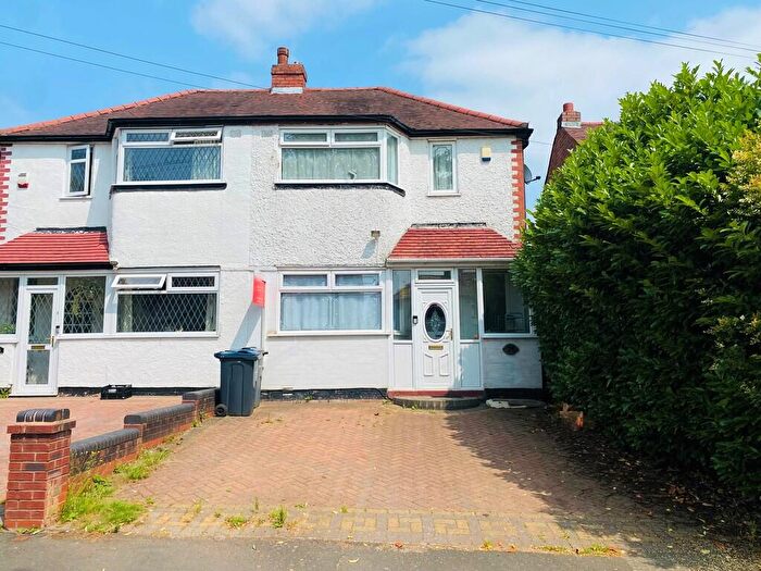 2 Bedroom Semi Detached House To Rent In Lower White Road, Quinton, Birmingham, B32