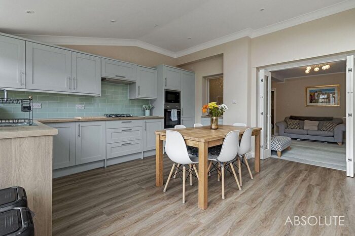 3 Bedroom Terraced House For Sale In Barton Hill Road, Torquay, TQ2