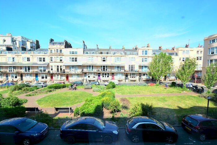 1 Bedroom Flat To Rent In Bedford Square, City Centre, Brighton, BN1