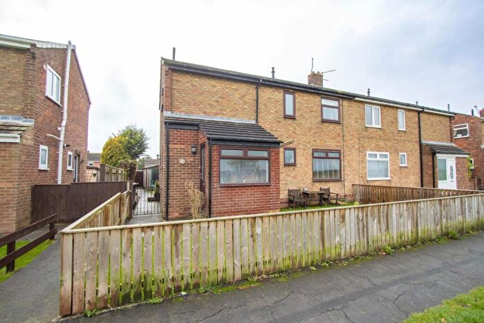 4 Bedroom Semi Detached House For Sale In Henry Avenue, Bowburn, Durham, DH6