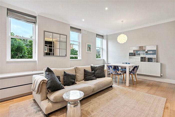 2 Bedroom Flat To Rent In Bassett Road, North Kensington, W10