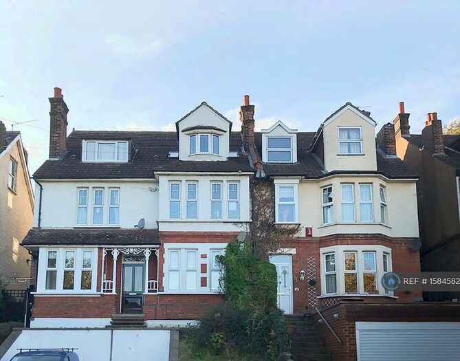 1 Bedroom Flat To Rent In Avondale Road, South Croydon, CR2