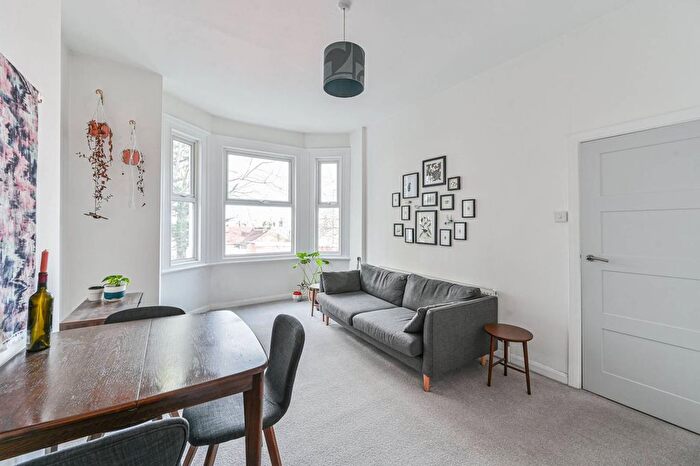 1 Bedroom Flat To Rent In Christchurch Road, Streatham, London, SW2