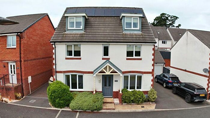 5 Bedroom Detached House For Sale In Loom End, Tiverton, EX16