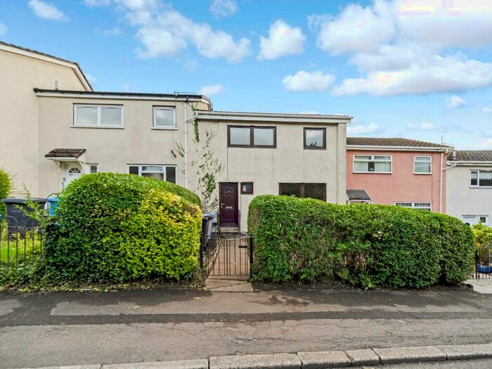 3 Bedroom Terraced House To Rent In Pappert, Alexandria, G83