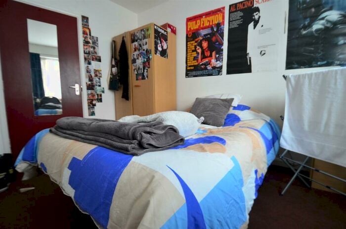 4 Bedroom Flat To Rent In St. Stephens Road Selly Oak, B29
