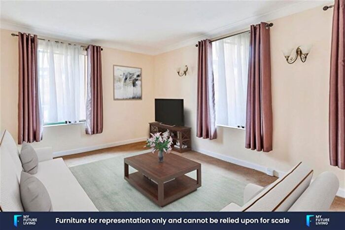 1 Bedroom Flat To Rent In Homecrest House, Scarborough, YO11