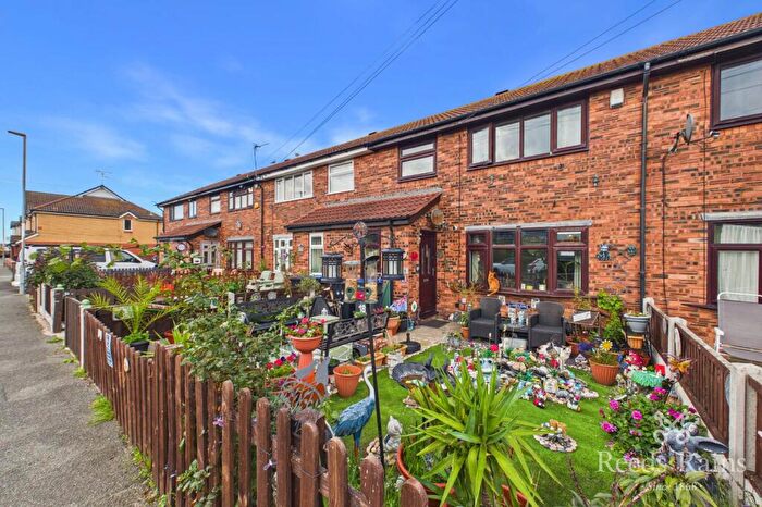 3 Bedroom Terraced House For Sale In Sydenham Avenue, Rhyl, Denbighshire, LL18