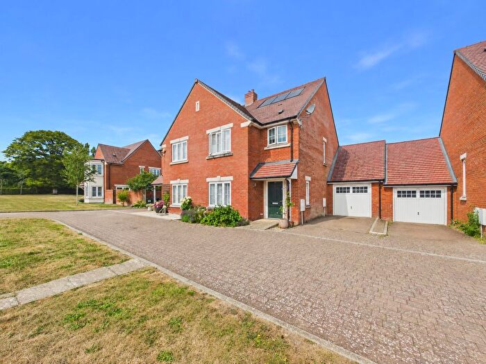 3 Bedroom Semi-Detached House For Sale In Goodearl Place, Princes Risborough, Buckinghamshire, HP27