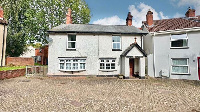 4 Bedroom Detached House For Sale In The Well, Rockwell Green, Wellington, TA21
