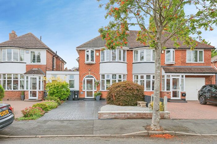 3 Bedroom Semi Detached House For Sale In George Road, Sutton Coldfield, B73