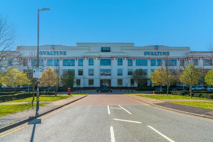 2 Bedroom Flat To Rent In Ovaltine Drive, Kings Langley, WD4